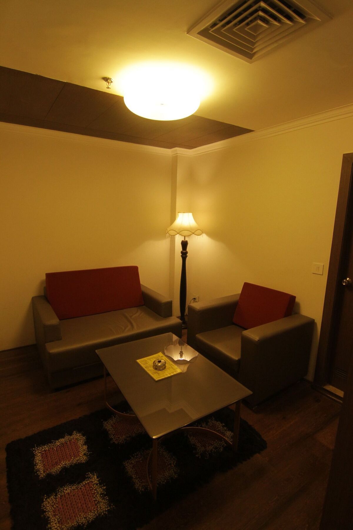 Oyo 2054 New Hotel Broadway Waranasi Zewnętrze zdjęcie